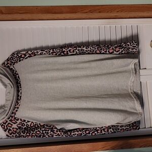 Long sleeve mock/cowl neck Animal Print top